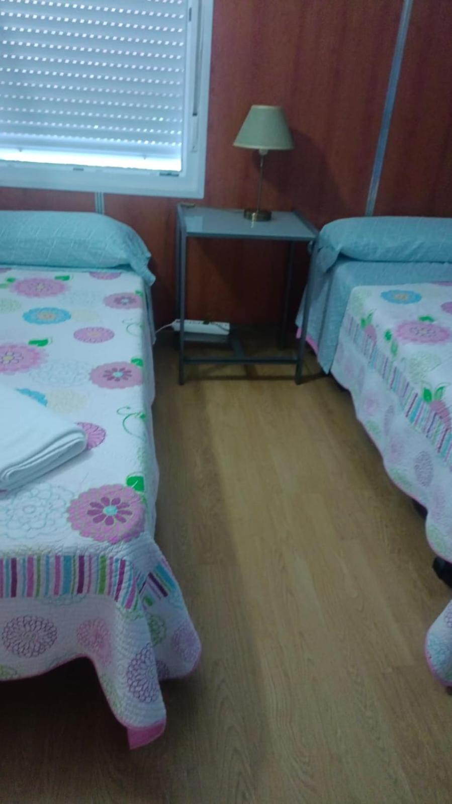 Albergue O Corisco เรดอนเดลา ภายนอก รูปภาพ